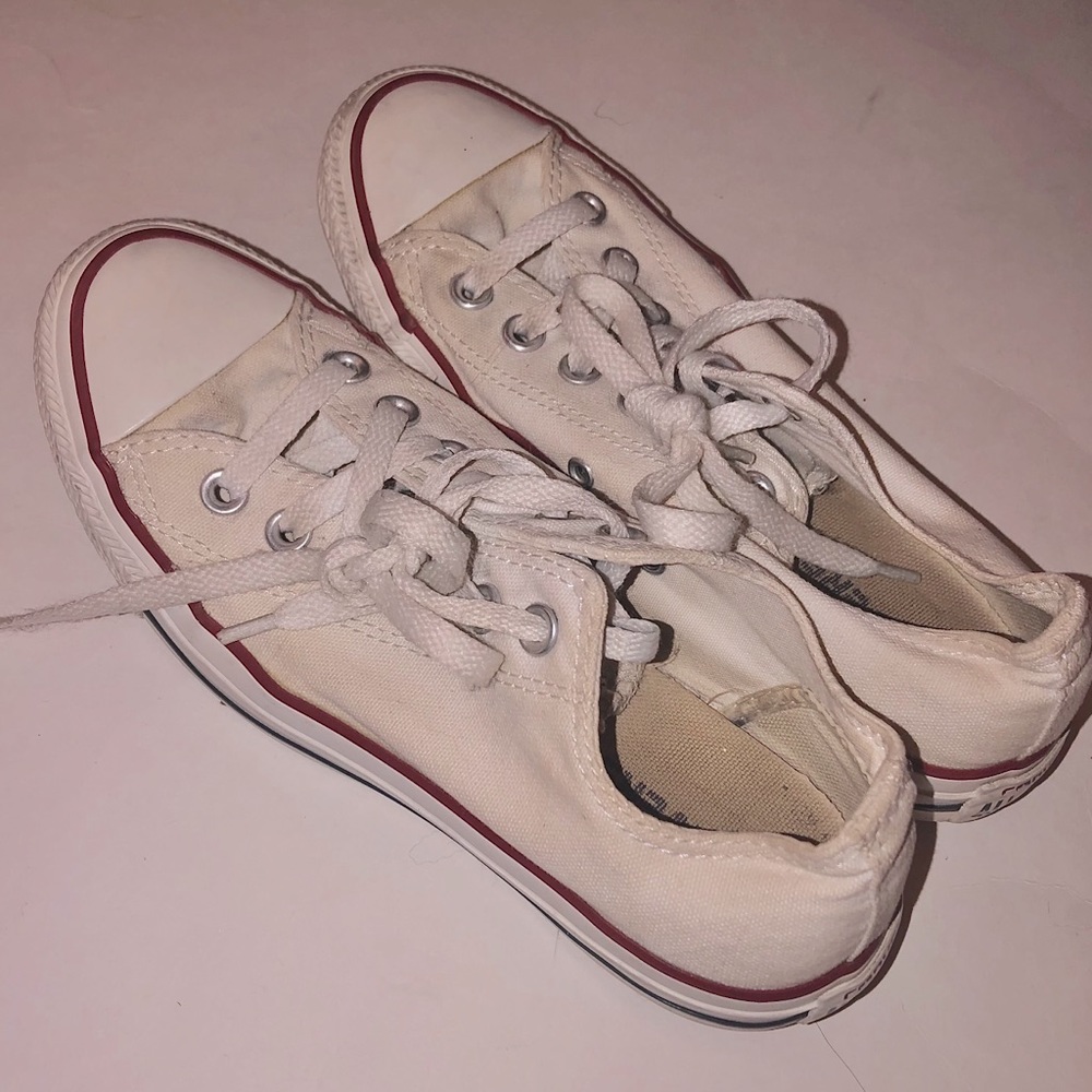 Converse Chuck Taylor White 7.5 Low Top Women’s